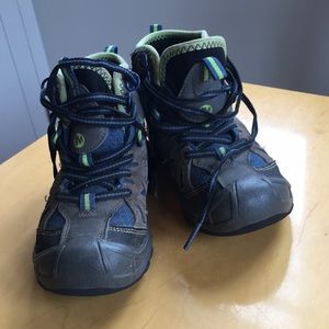 Boy’s Merrell hiking boots